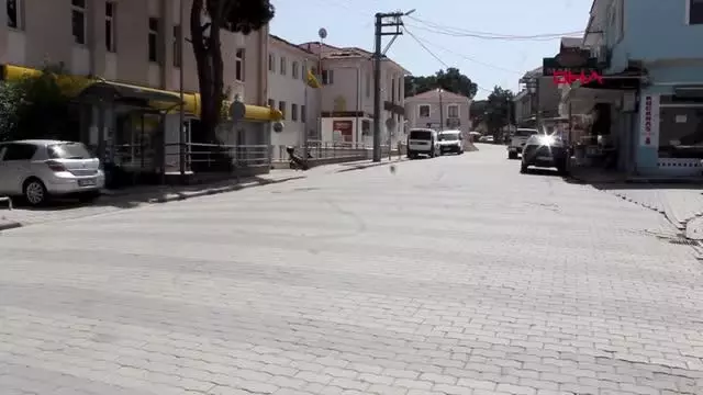 BALIKESİR TAM KAPANMA SÜRECİNDE MANYAS'TA MEYDANLAR VE SOKAKLAR BOŞ KALDI BALIKESİR TAM KAPANMA SÜRECİNDE MANYAS'TA MEYDANLAR VE SOKAKLAR BOŞ KALDI