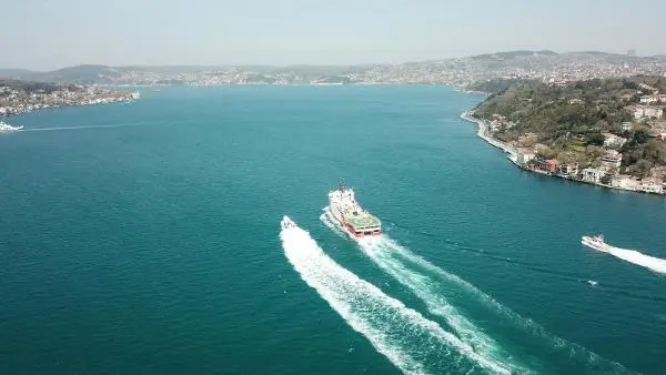 BARBAROS HAYRETTİN PAŞA İSTANBUL BOĞAZI'NDAN GEÇTİ BARBAROS HAYRETTİN PAŞA İSTANBUL BOĞAZI'NDAN GEÇTİ