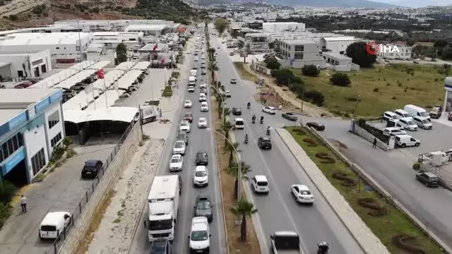 Bodrum Belediye Başkanı Aras: 'Bodrum'da kaos yaşanıyor' Bodrum Belediye Başkanı Aras: 'Bodrum'da kaos yaşanıyor'