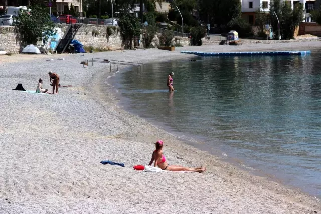 Bodrum'da denizin keyfini sadece onlar çıkarabildi