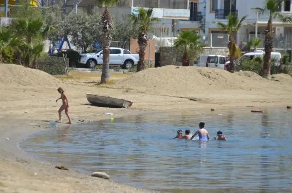 Bodrum'da sahiller turistlere kaldı