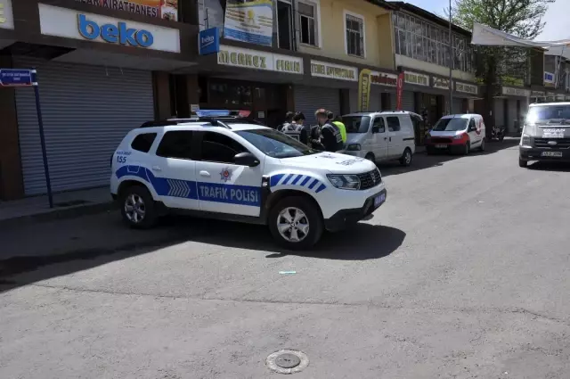 Bulanık'ta tam kapanma Bulanık'ta tam kapanma