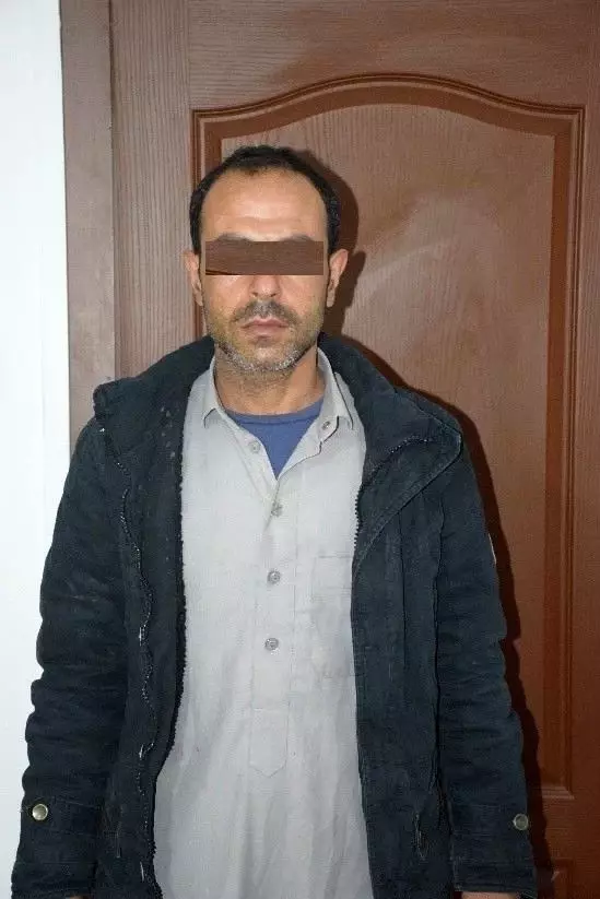 Bursa'da 'pasaport çıkartacağız' bahanesiyle kandırıp gasp ettiler Bursa'da 'pasaport çıkartacağız' bahanesiyle kandırıp gasp ettiler