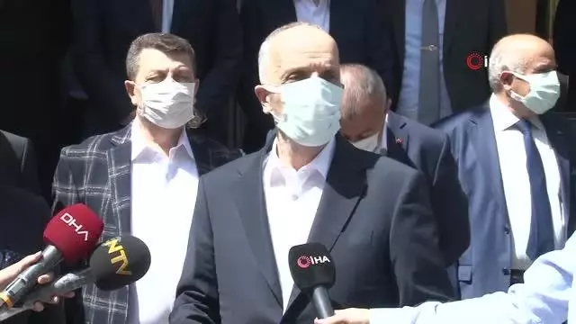Çalışma ve Sosyal Güvenlik Bakanı Vedat Bilgin: 'Hep çözümden yana bir tavır sergileyeceğim' Çalışma ve Sosyal Güvenlik Bakanı Vedat Bilgin: 'Hep çözümden yana bir tavır sergileyeceğim'
