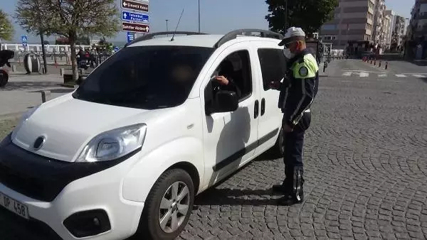 ÇANAKKALE'DE TAM KAPANMANIN İLK GÜNÜNDE SESSİZLİK ÇANAKKALE'DE TAM KAPANMANIN İLK GÜNÜNDE SESSİZLİK