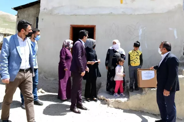 Çatak Belediyesinden ihtiyaç sahiplerine destek Çatak Belediyesinden ihtiyaç sahiplerine destek