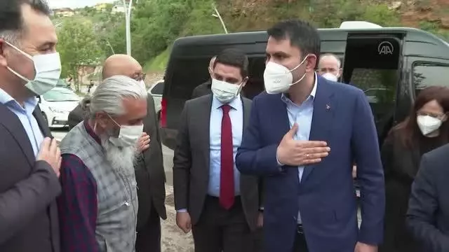 Son dakika haber... Çevre ve Şehircilik Bakanı Kurum, cemevini ziyaret etti Son dakika haber... Çevre ve Şehircilik Bakanı Kurum, cemevini ziyaret etti