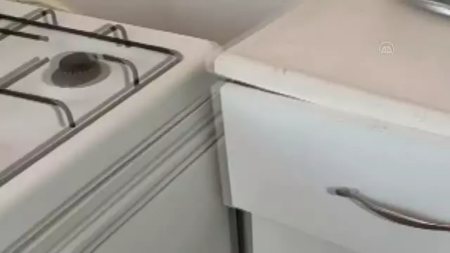 Cinayet zanlısı mutfak dolabından girilen özel odada yakalandı Cinayet zanlısı mutfak dolabından girilen özel odada yakalandı