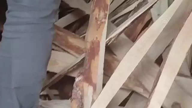 Cinayet zanlısı mutfak dolabından girilen özel odada yakalandı Cinayet zanlısı mutfak dolabından girilen özel odada yakalandı