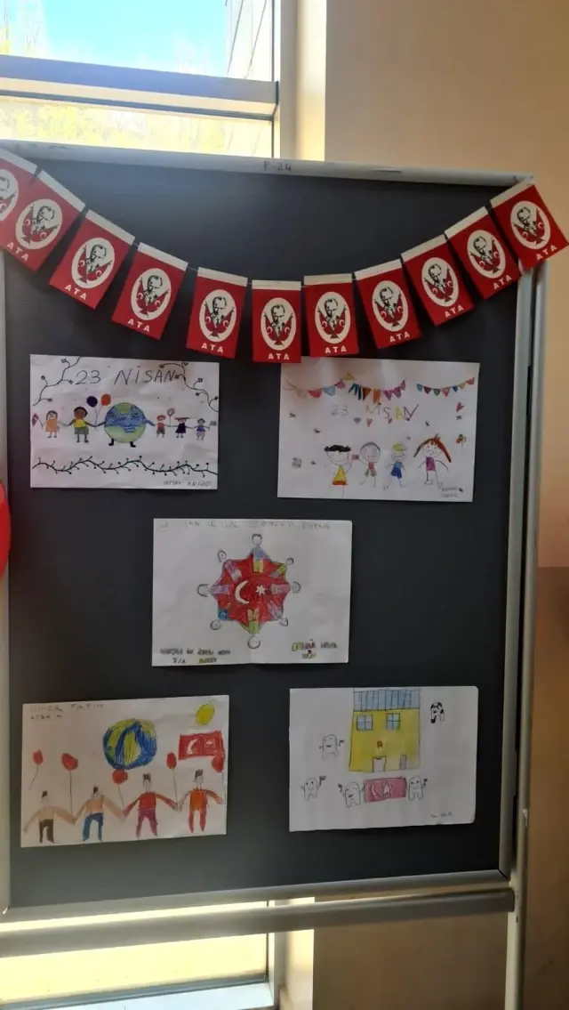 Diş Hekimliği Fakültesinden resim sergisi Diş Hekimliği Fakültesinden resim sergisi
