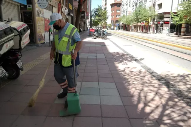 Doktorlar caddesi temizlendi Doktorlar caddesi temizlendi