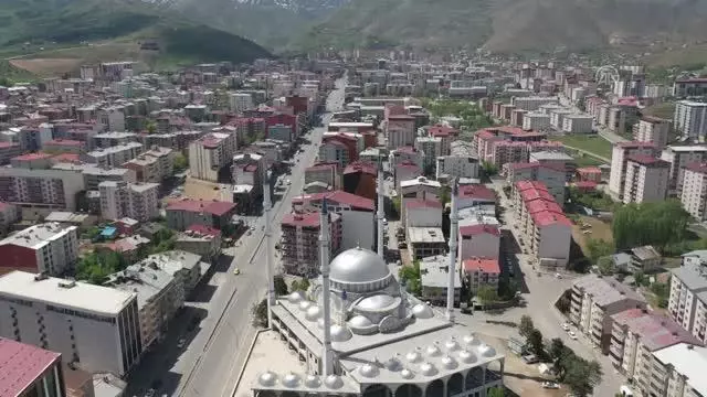(DRONE) - 'Tam kapanma' uygulaması ile sessizlik hakim oldu (DRONE) - 'Tam kapanma' uygulaması ile sessizlik hakim oldu