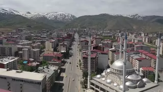 (DRONE) - 'Tam kapanma' uygulaması ile sessizlik hakim oldu (DRONE) - 'Tam kapanma' uygulaması ile sessizlik hakim oldu