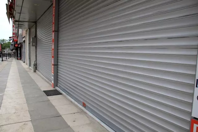 Elazığ'da cadde ve sokaklarda kısıtlama sessizliği Elazığ'da cadde ve sokaklarda kısıtlama sessizliği