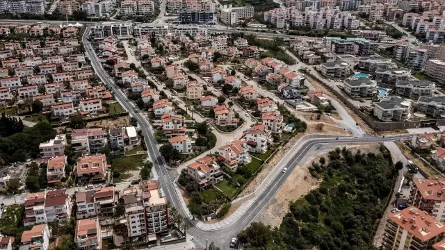 Enver Reis Caddesi'nde yenileme çalışmaları tamamlandı