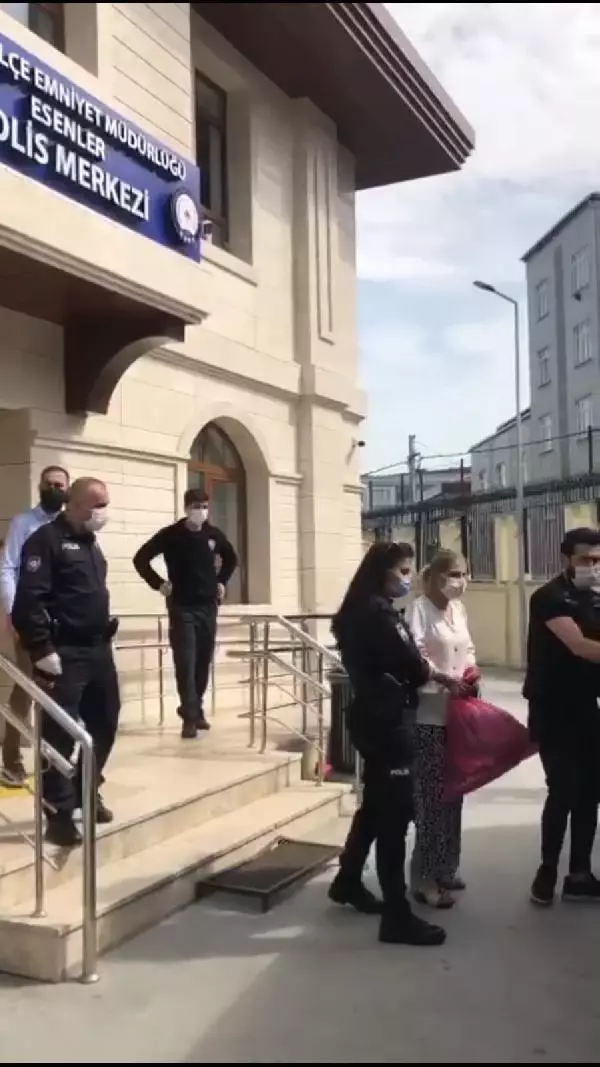 ESENLER'DE KUYUMCUDAN ALTIN DOLU ÇANTA ÇALAN HIRSIZ YAKALANDI ESENLER'DE KUYUMCUDAN ALTIN DOLU ÇANTA ÇALAN HIRSIZ YAKALANDI