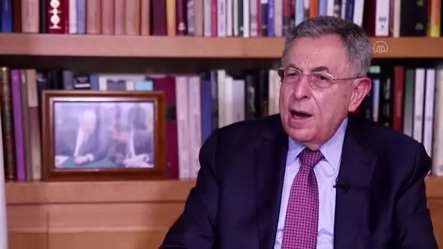 Eski Lübnan Başbakanı Sinyora ülkedeki ekonomik ve siyasi krizle ilgili AA'ya konuştu (3) Eski Lübnan Başbakanı Sinyora ülkedeki ekonomik ve siyasi krizle ilgili AA'ya konuştu (3)