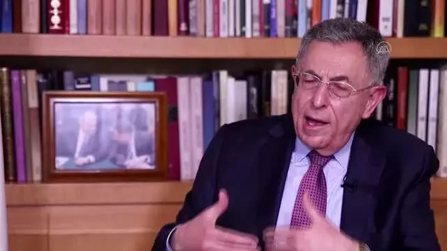 Eski Lübnan Başbakanı Sinyora ülkedeki ekonomik ve siyasi krizle ilgili AA'ya konuştu (3) Eski Lübnan Başbakanı Sinyora ülkedeki ekonomik ve siyasi krizle ilgili AA'ya konuştu (3)