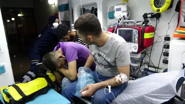 Fabrikadaki iftar yemeğinde 70 işçi zehirlendi Fabrikadaki iftar yemeğinde 70 işçi zehirlendi