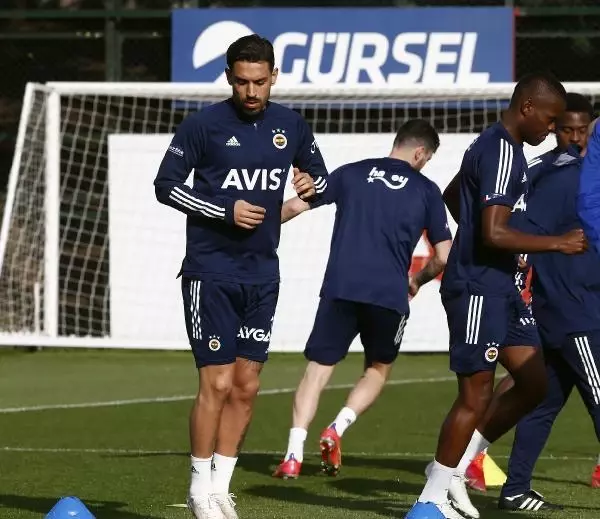 Fenerbahçe'de BB Erzurumspor maçının hazırlıkları başladı Fenerbahçe'de BB Erzurumspor maçının hazırlıkları başladı