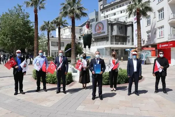 Hak-İş Denizli Şube Başkanı: Geleceğimiz ve emeğimiz için umutluyuz Hak-İş Denizli Şube Başkanı: Geleceğimiz ve emeğimiz için umutluyuz