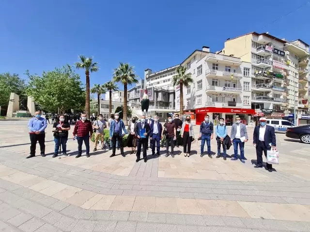 HAK-İŞ'ten Denizli'de 1 Mayıs kutlaması HAK-İŞ'ten Denizli'de 1 Mayıs kutlaması