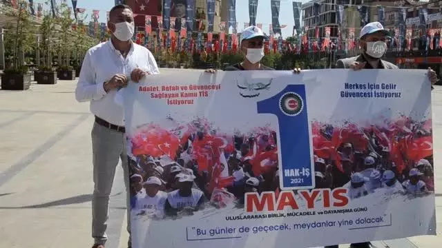 Hak-İş üyeleri, 1 Mayıs Emek ve Dayanışma Gününü kutladı Hak-İş üyeleri, 1 Mayıs Emek ve Dayanışma Gününü kutladı