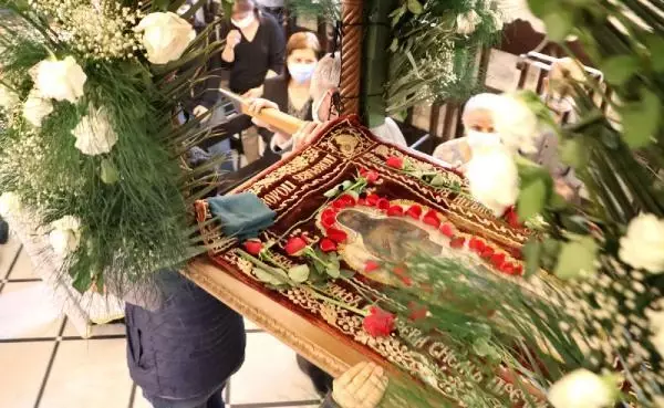 Hatay'da, Hz. İsa'nın temsili cenaze töreni ayini düzenlendi Hatay'da, Hz. İsa'nın temsili cenaze töreni ayini düzenlendi