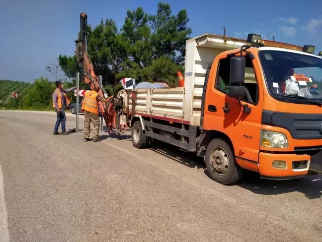 Hatay ile Osmaniye arasındaki yollar kapatıldı Hatay ile Osmaniye arasındaki yollar kapatıldı