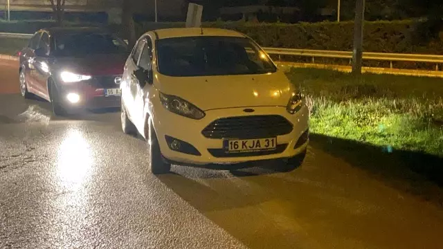 Son dakika 3. sayfa: Tam kapanmada polis uygulaması: Bir otomobilde şeker kutusu içinde uyuşturucu ele geçirildi Son dakika 3. sayfa: Tam kapanmada polis uygulaması: Bir otomobilde şeker kutusu içinde uyuşturucu ele geçirildi