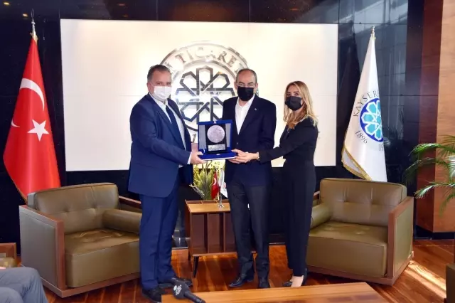 Hırvatistan'ın Ankara Büyükelçisi Cvitanovic'ten KTO'ya ziyaret Hırvatistan'ın Ankara Büyükelçisi Cvitanovic'ten KTO'ya ziyaret