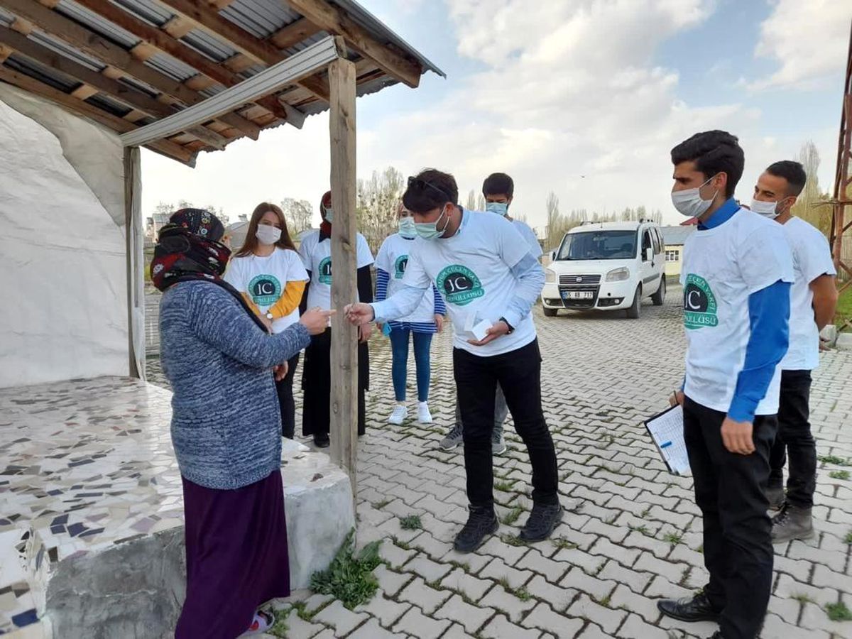 İbrahim Çeçen Vakfı ihtiyaç sahiplerini unutmadı