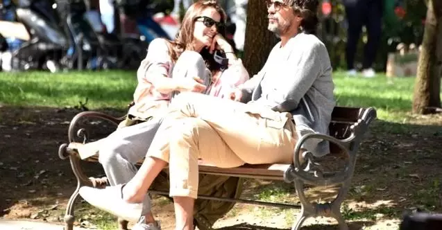 İbrahim Kutluay ile Edvina Sponza'nın Bebek'te romantik anları İbrahim Kutluay ile Edvina Sponza'nın Bebek'te romantik anları