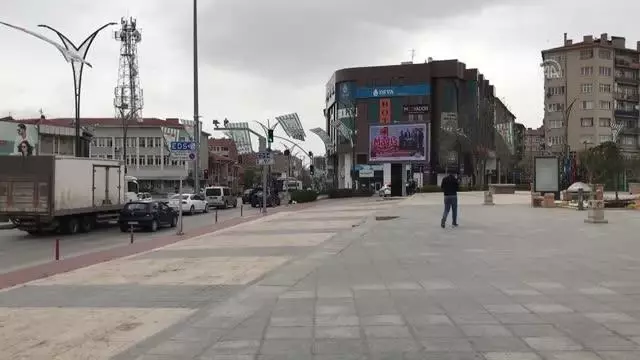 İç Anadolu'da 'tam kapanmayla' sessizlik hakim İç Anadolu'da 'tam kapanmayla' sessizlik hakim