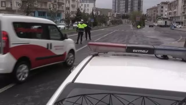 İç Anadolu 'tam kapanmayla' sessizliğe büründü İç Anadolu 'tam kapanmayla' sessizliğe büründü