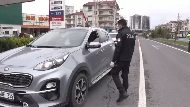 İç Anadolu 'tam kapanmayla' sessizliğe büründü İç Anadolu 'tam kapanmayla' sessizliğe büründü