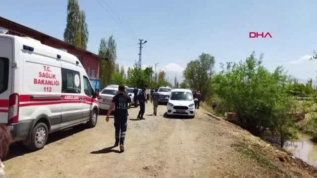 Son dakika haber | IĞDIR SUYA DÜŞEN EYMEN ÖLDÜ; KÖYLÜLER, KANAL ÇEVRESİNDEKİ ÇİTLERİN ÇALINDIĞINI ÖNE SÜRDÜ Son dakika haber | IĞDIR SUYA DÜŞEN EYMEN ÖLDÜ; KÖYLÜLER, KANAL ÇEVRESİNDEKİ ÇİTLERİN ÇALINDIĞINI ÖNE SÜRDÜ