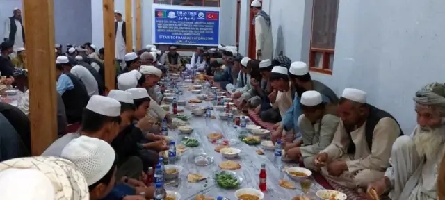 İhlas Vakfı, hayırseverlerin bağışlarını ihtiyaç sahiplerine ulaştırıyor