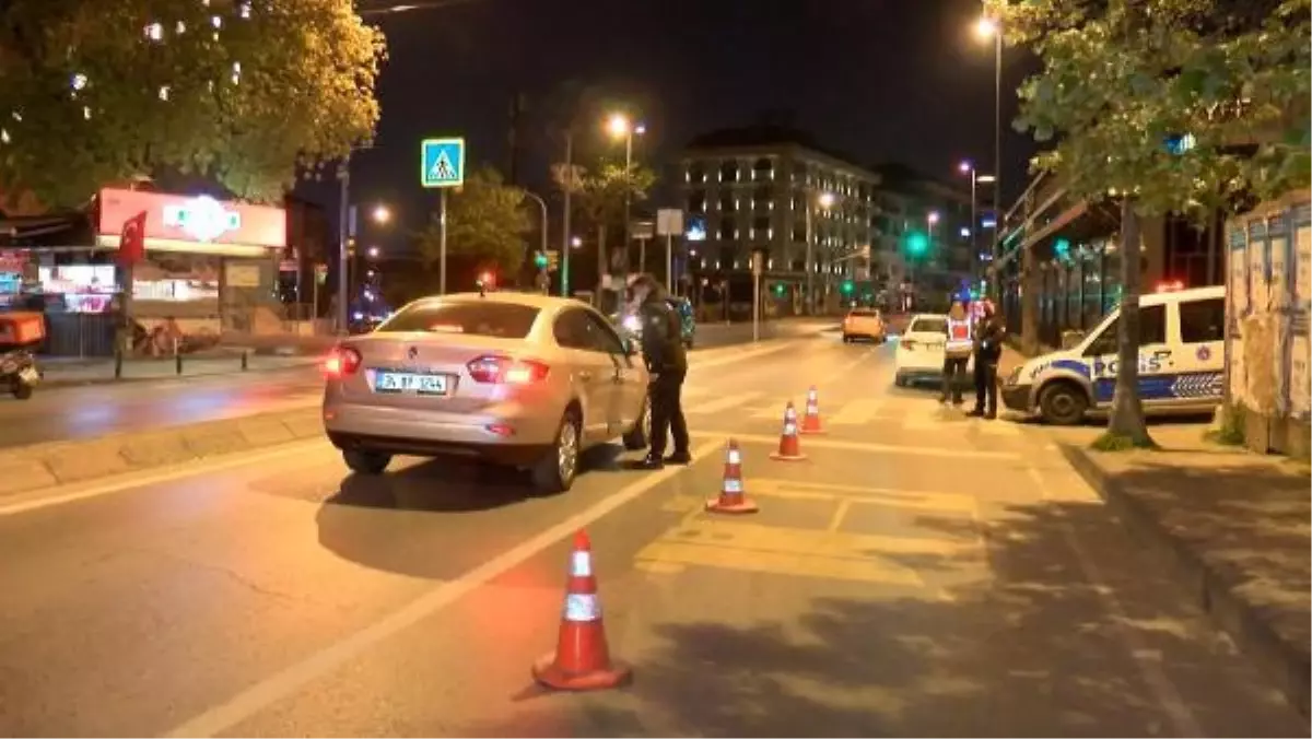 İstanbul'da 17 günlük tam kapanmanın ilk gecesinde belgelerinde eksiklik olanlara ceza