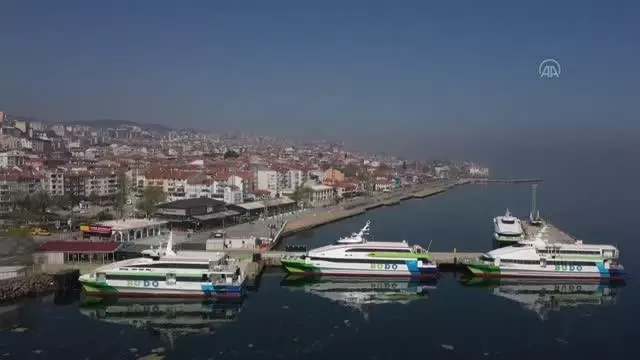İstanbul Deniz Otobüsü seferlerine 'tam kapanma' nedeniyle ara verildi İstanbul Deniz Otobüsü seferlerine 'tam kapanma' nedeniyle ara verildi
