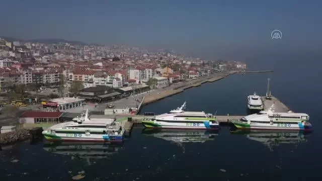 İstanbul Deniz Otobüsü seferlerine 'tam kapanma' nedeniyle ara verildi İstanbul Deniz Otobüsü seferlerine 'tam kapanma' nedeniyle ara verildi