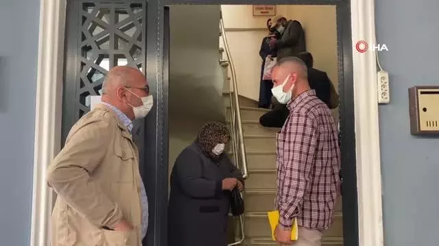 İzin belgesi için ziraat odalarına akın ettiler İzin belgesi için ziraat odalarına akın ettiler