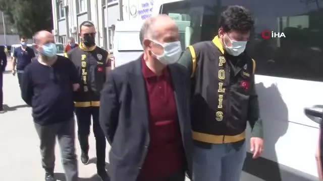 İzmir'de depremle ilgili gözaltına alınan 6 şüpheli daha adliyede İzmir'de depremle ilgili gözaltına alınan 6 şüpheli daha adliyede