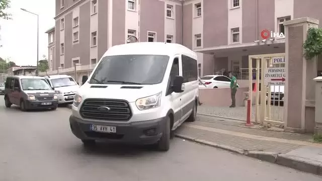 İzmir ve İstanbul merkezli FETÖ operasyonunda 127 tutuklama İzmir ve İstanbul merkezli FETÖ operasyonunda 127 tutuklama