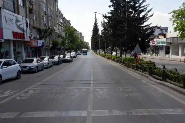 KAHRAMANMARAŞ'TA TAM KAPANMADA SIKI DENETİM KAHRAMANMARAŞ'TA TAM KAPANMADA SIKI DENETİM