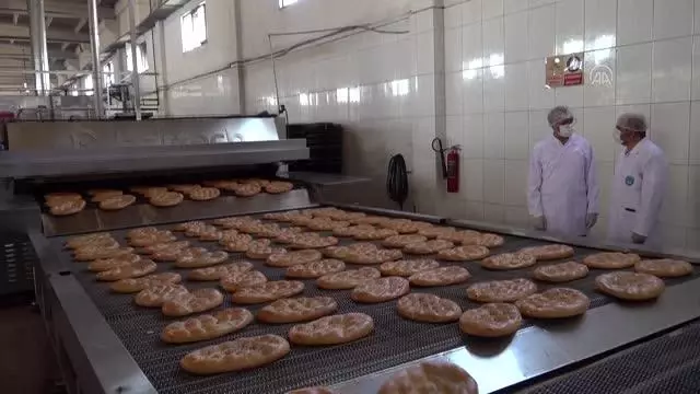 KAHRAMANMARAŞ - 'Tam kapanma' süresince ihtiyaç sahiplerinin ekmek ihtiyacını Büyükşehir Belediyesi karşılayacak KAHRAMANMARAŞ - 'Tam kapanma' süresince ihtiyaç sahiplerinin ekmek ihtiyacını Büyükşehir Belediyesi karşılayacak