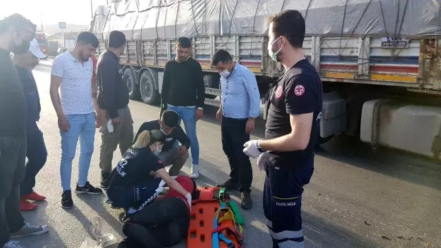 Ters yönde seyreden motosiklet, otomobille çarpıştı: 1 yaralı Ters yönde seyreden motosiklet, otomobille çarpıştı: 1 yaralı