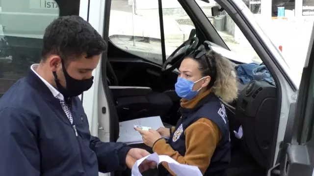 Son dakika... Kars'ta polis denetimlere hızlı başladı.. İzin belgesi olmadan sokağa çıkanlara ceza kesildi Son dakika... Kars'ta polis denetimlere hızlı başladı.. İzin belgesi olmadan sokağa çıkanlara ceza kesildi
