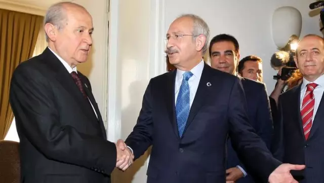 Kılıçdaroğlu, Bahçeli'nin imzasını hatırlatıp çağrı yaptı: Merkez Bankası'nın bağımsızlığı için destek isteyeceğiz Kılıçdaroğlu, Bahçeli'nin imzasını hatırlatıp çağrı yaptı: Merkez Bankası'nın bağımsızlığı için destek isteyeceğiz