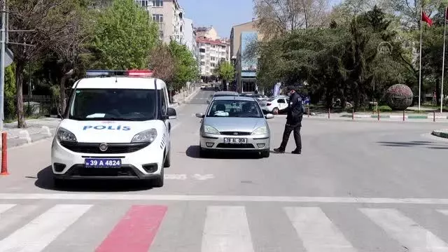 KIRKLARELİ - Trakya'da 'tam kapanma' nedeniyle denetimler arttırıldı KIRKLARELİ - Trakya'da 'tam kapanma' nedeniyle denetimler arttırıldı